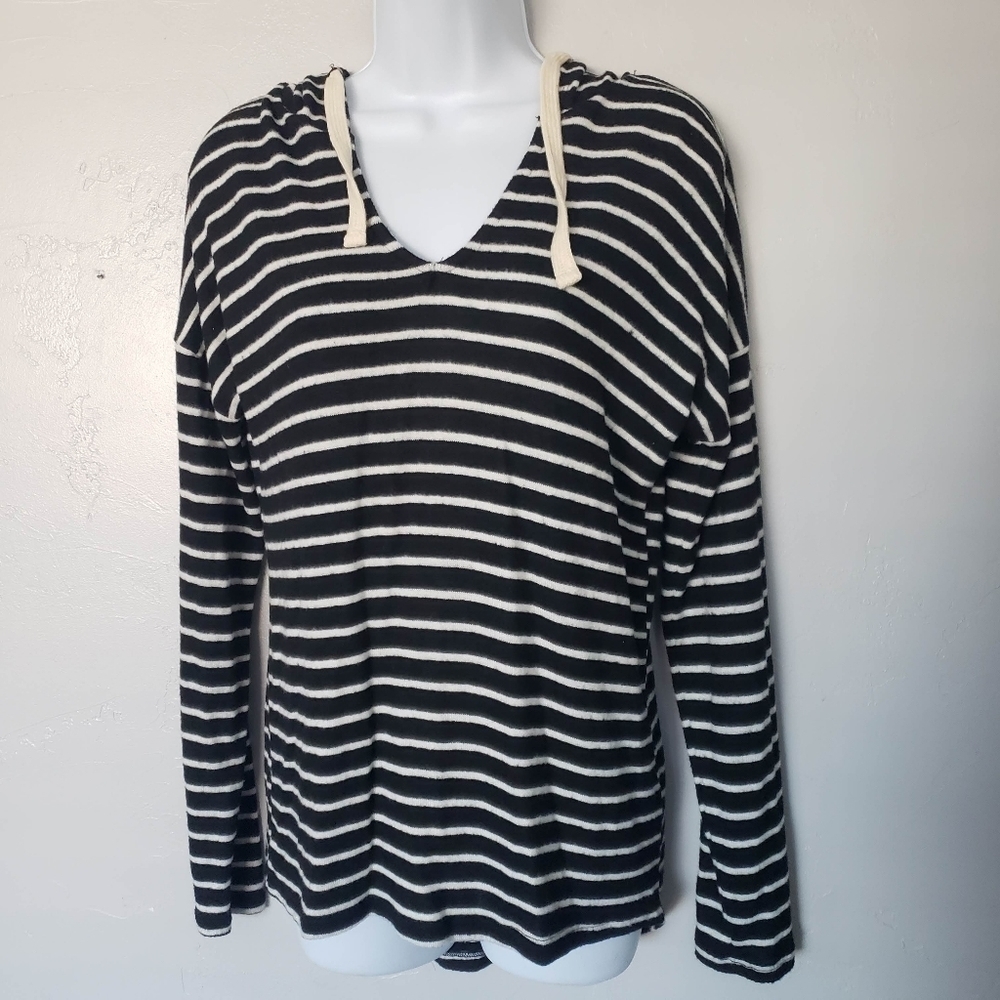 Black & Ivory Small Striped Long Sleeve Hooded Sweatshirt Soft V-neck Shirt Top